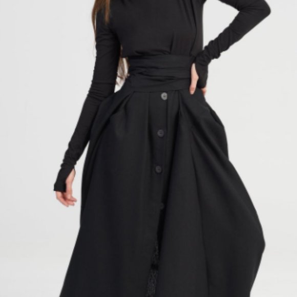 Maxi Dress with Belt - Picture 3 of 3